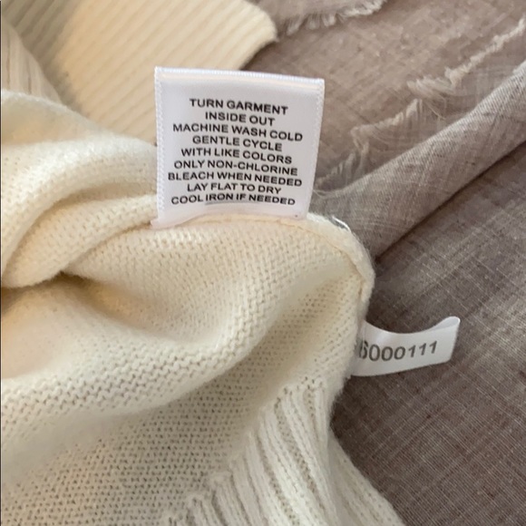 💙New York & Company Hooded Sweater - Picture 6 of 8